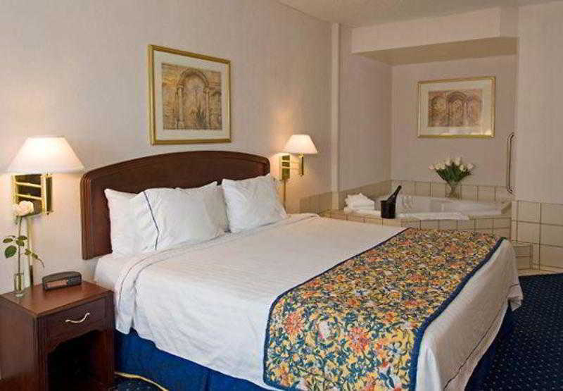 Courtyard Cincinnati Covington Εξωτερικό φωτογραφία
