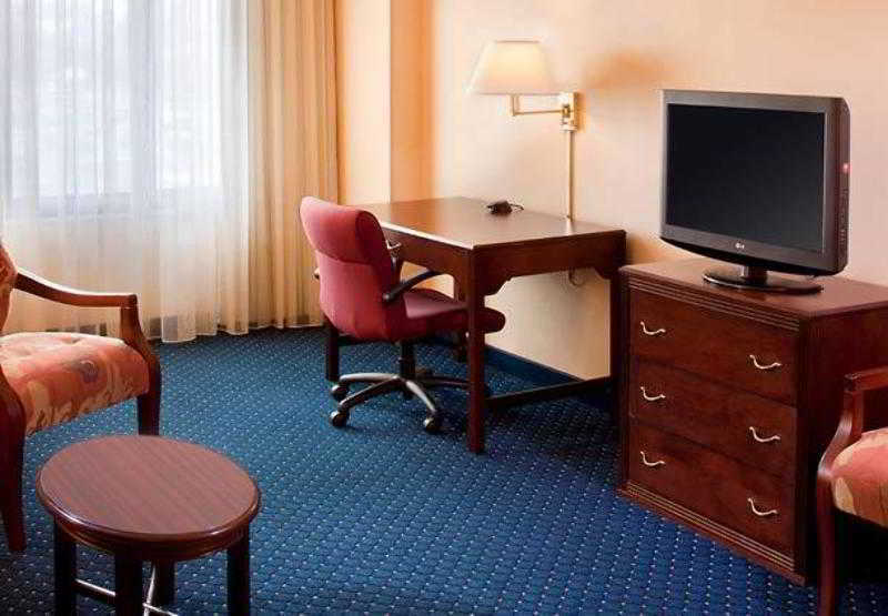Courtyard Cincinnati Covington Εξωτερικό φωτογραφία
