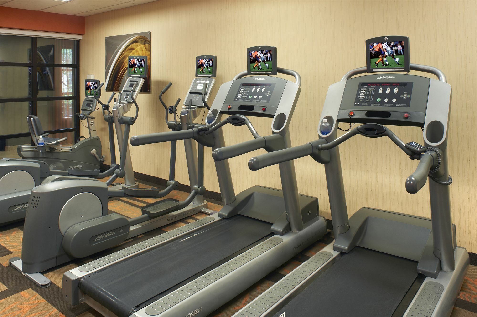Courtyard Cincinnati Covington Εξωτερικό φωτογραφία